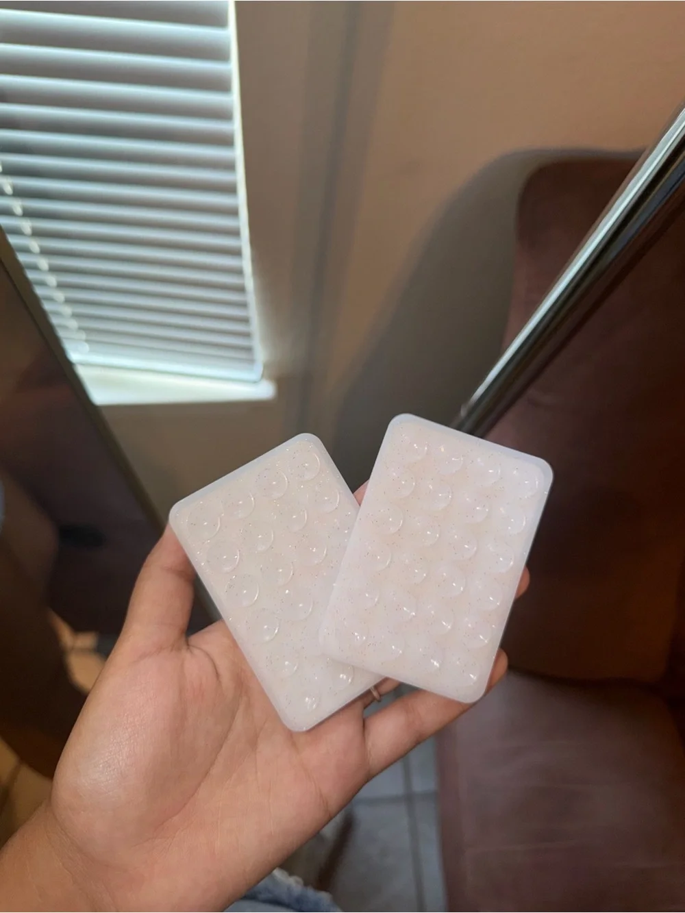 Phone silicon suction white with glitter
